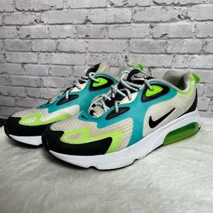 Women’s Nike Air Max 200 Size 9